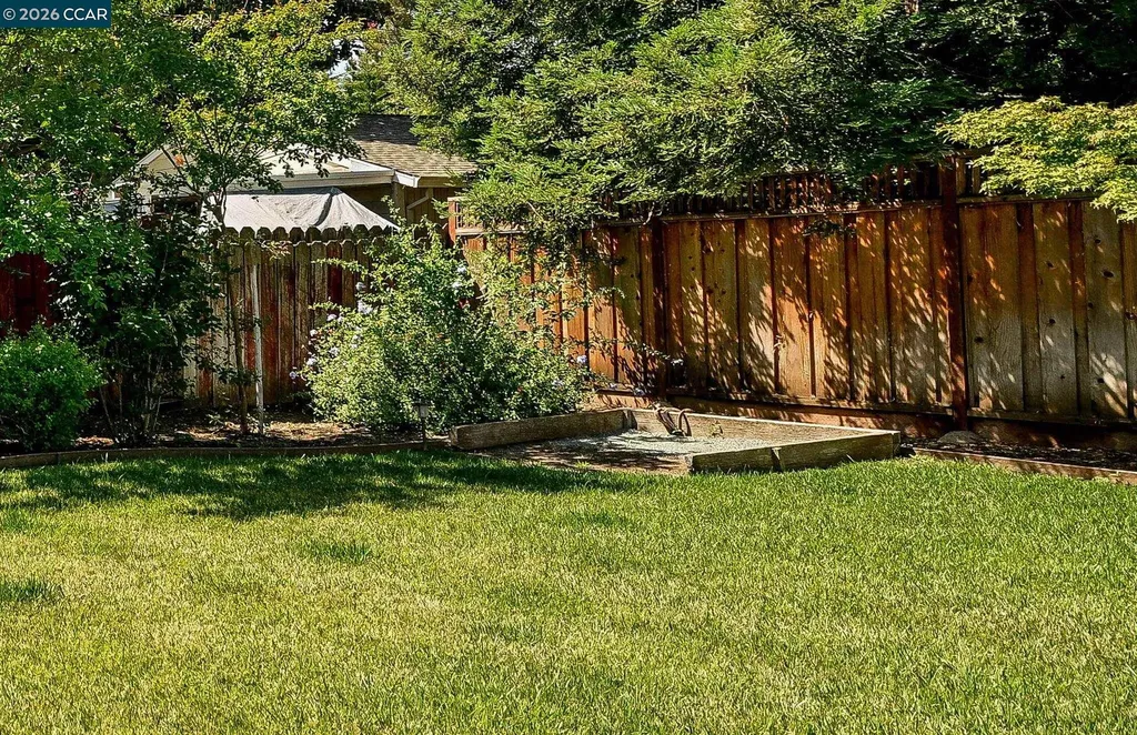 2530 Maple Avenue Concord CA 94520
