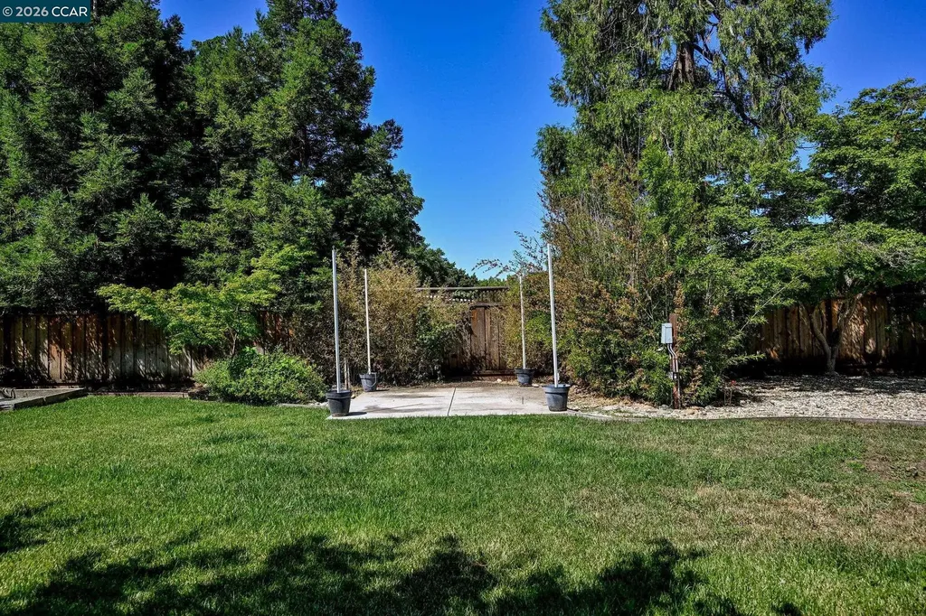 2530 Maple Avenue Concord CA 94520