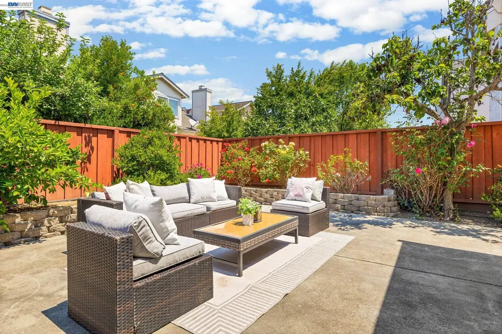 5439 Sunstar Commons Fremont CA 94555
