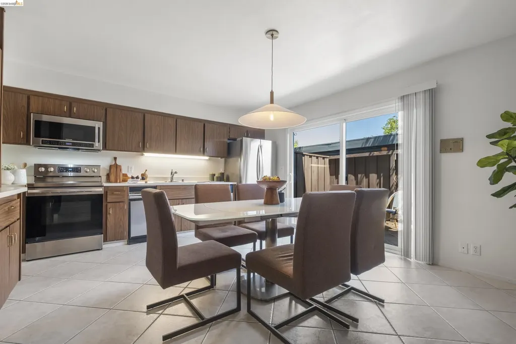 515 Tamarack Drive Union City CA 94587