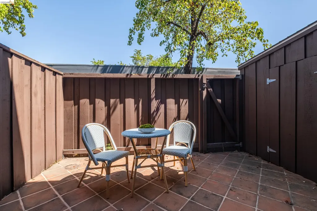 515 Tamarack Drive Union City CA 94587