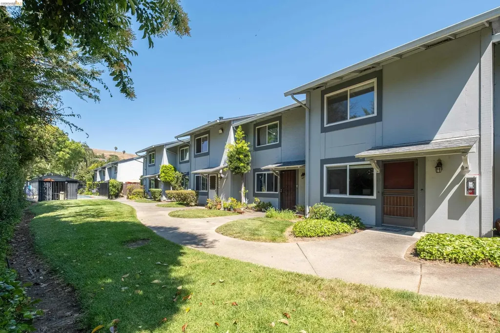 515 Tamarack Drive Union City CA 94587