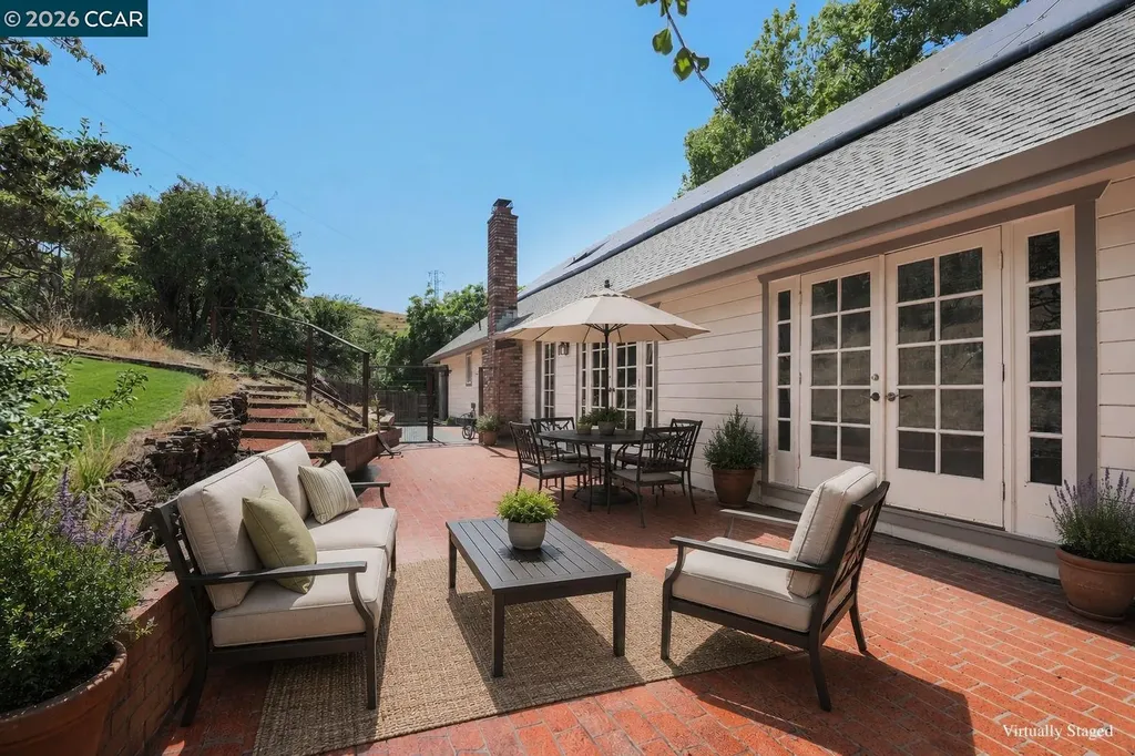 370 Castello Lafayette CA 94549