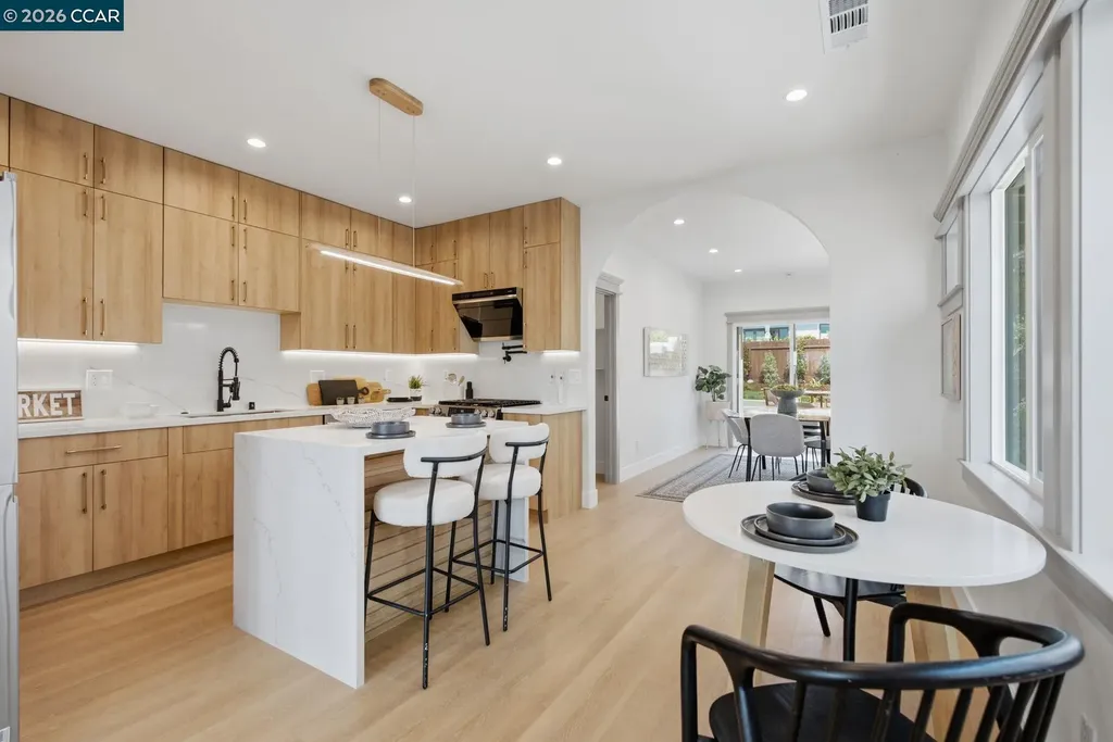 3948 Glen Park Road Oakland CA 94602