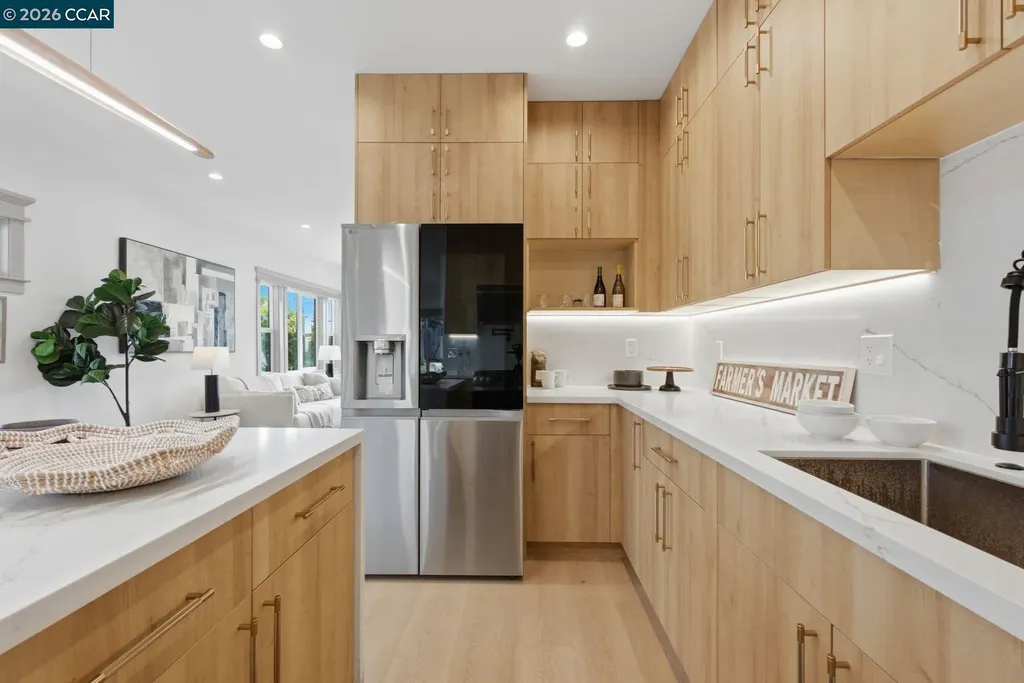 3948 Glen Park Road Oakland CA 94602