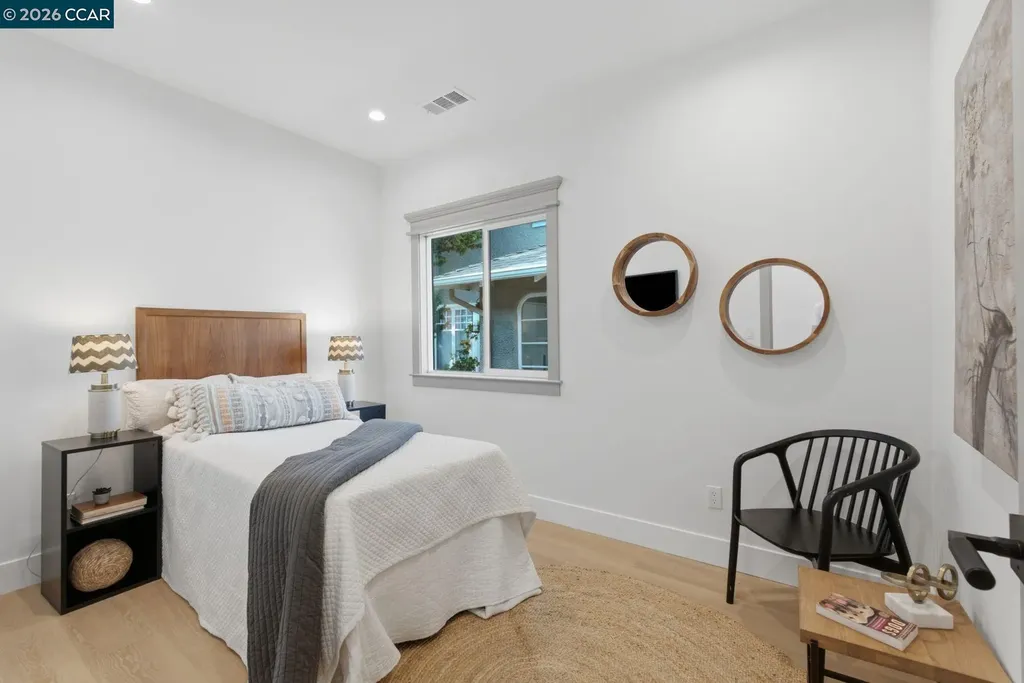 3948 Glen Park Road Oakland CA 94602