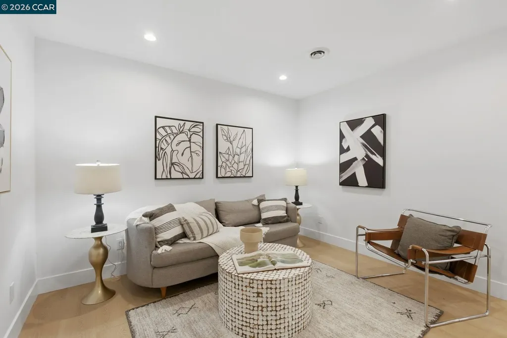 3948 Glen Park Road Oakland CA 94602