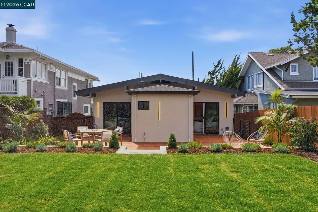 3948 Glen Park Road Oakland CA 94602