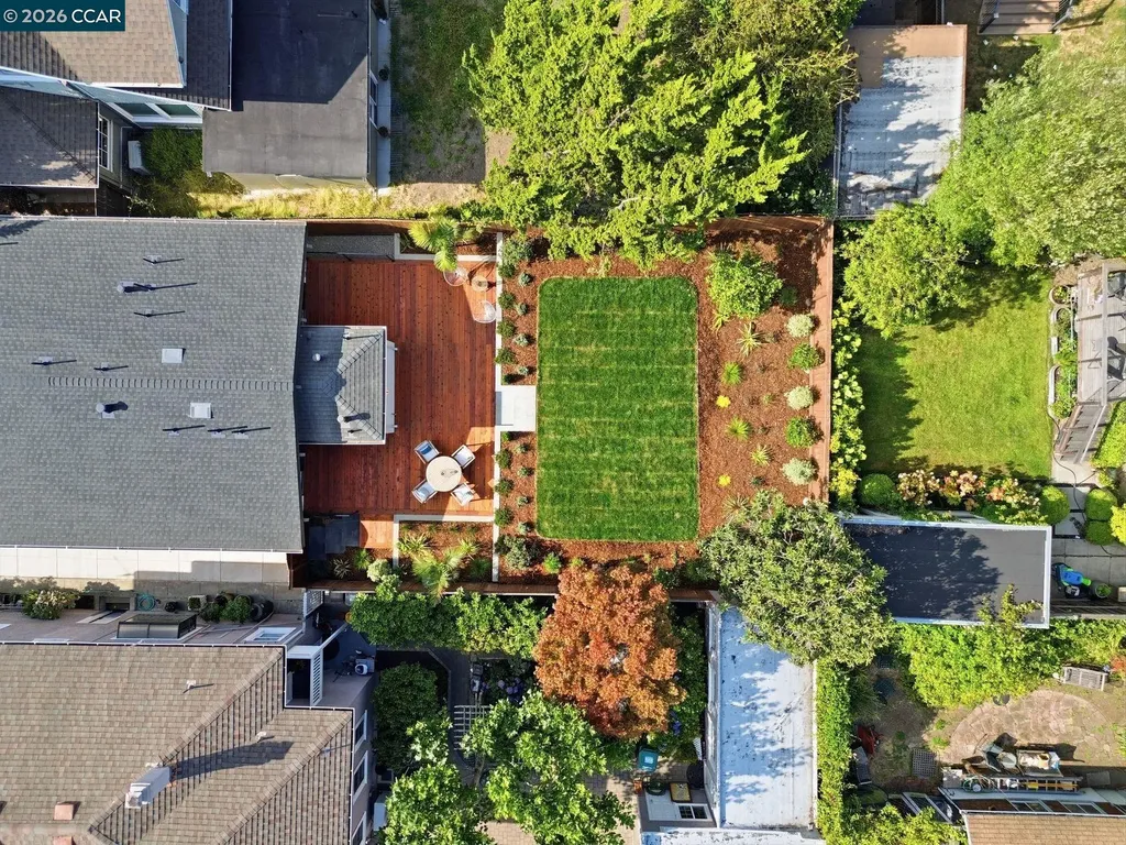 3948 Glen Park Road Oakland CA 94602