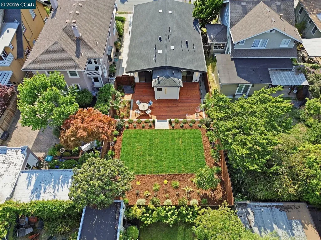3948 Glen Park Road Oakland CA 94602
