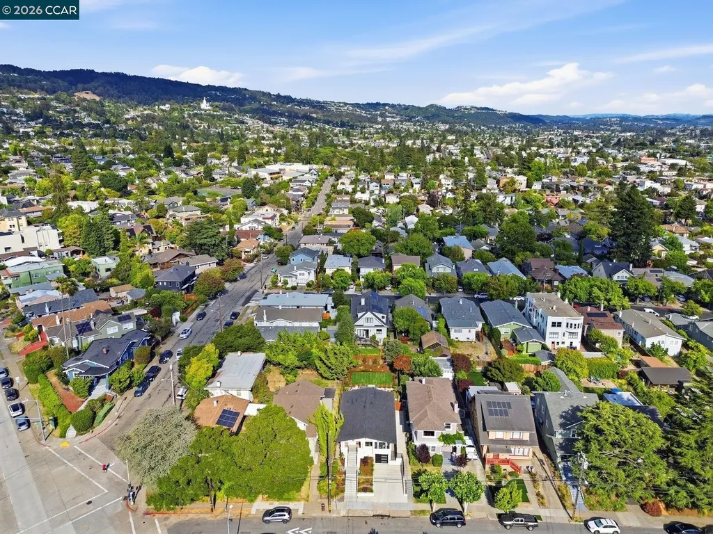 3948 Glen Park Road Oakland CA 94602