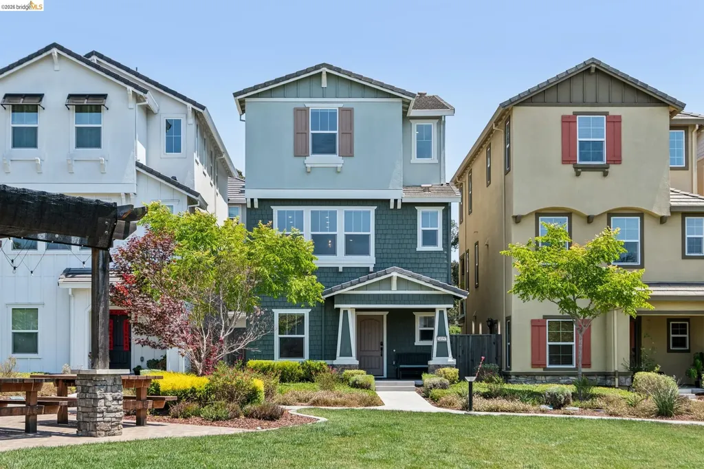 24157 Amaranth Loop Hayward CA 94541