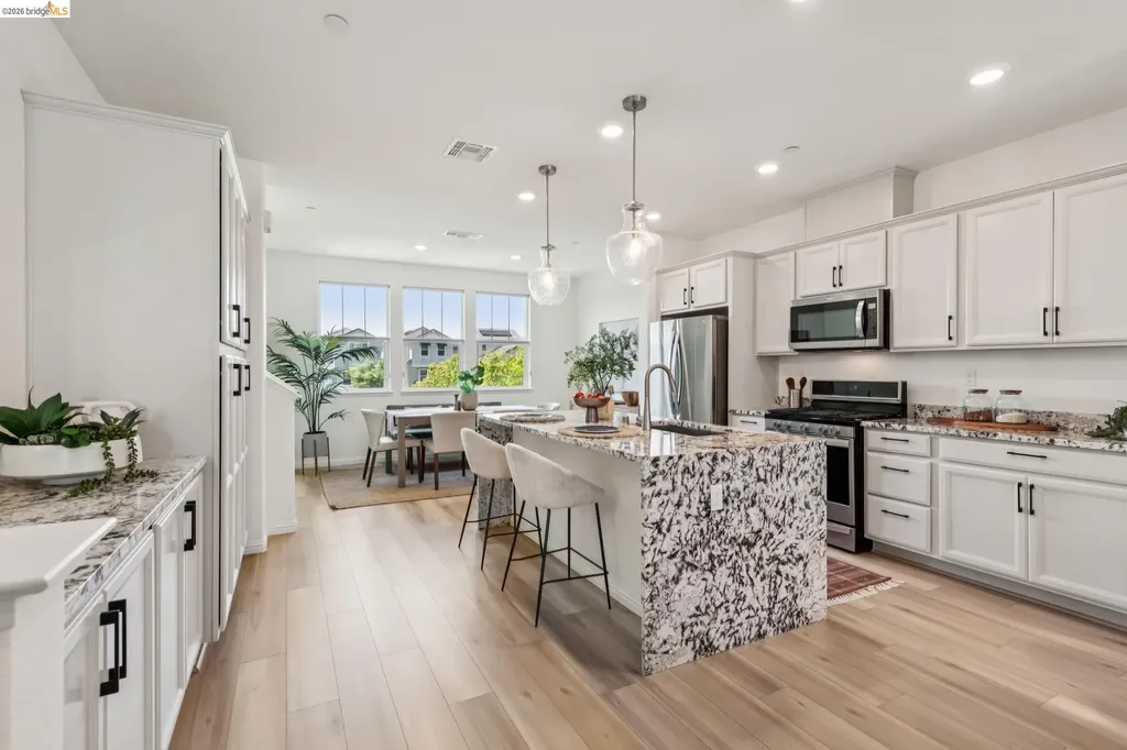 24157 Amaranth Loop Hayward CA 94541