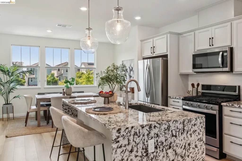 24157 Amaranth Loop Hayward CA 94541