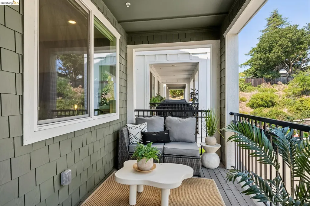 24157 Amaranth Loop Hayward CA 94541