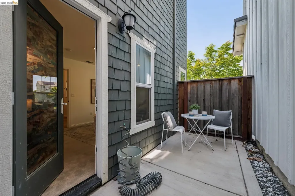 24157 Amaranth Loop Hayward CA 94541