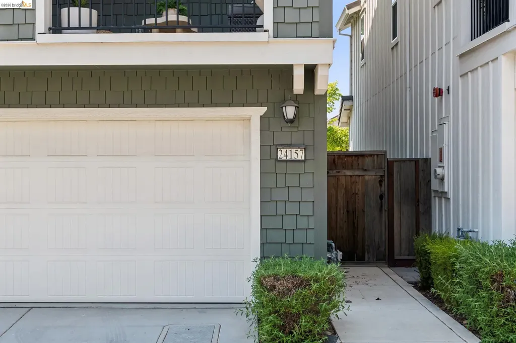 24157 Amaranth Loop Hayward CA 94541