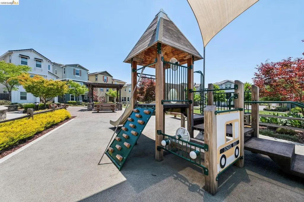 24157 Amaranth Loop Hayward CA 94541