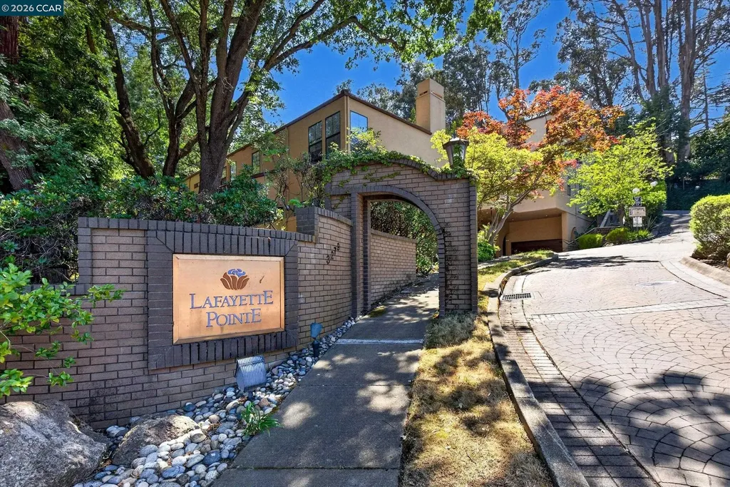 3279 Mt Diablo Court Lafayette CA 94549