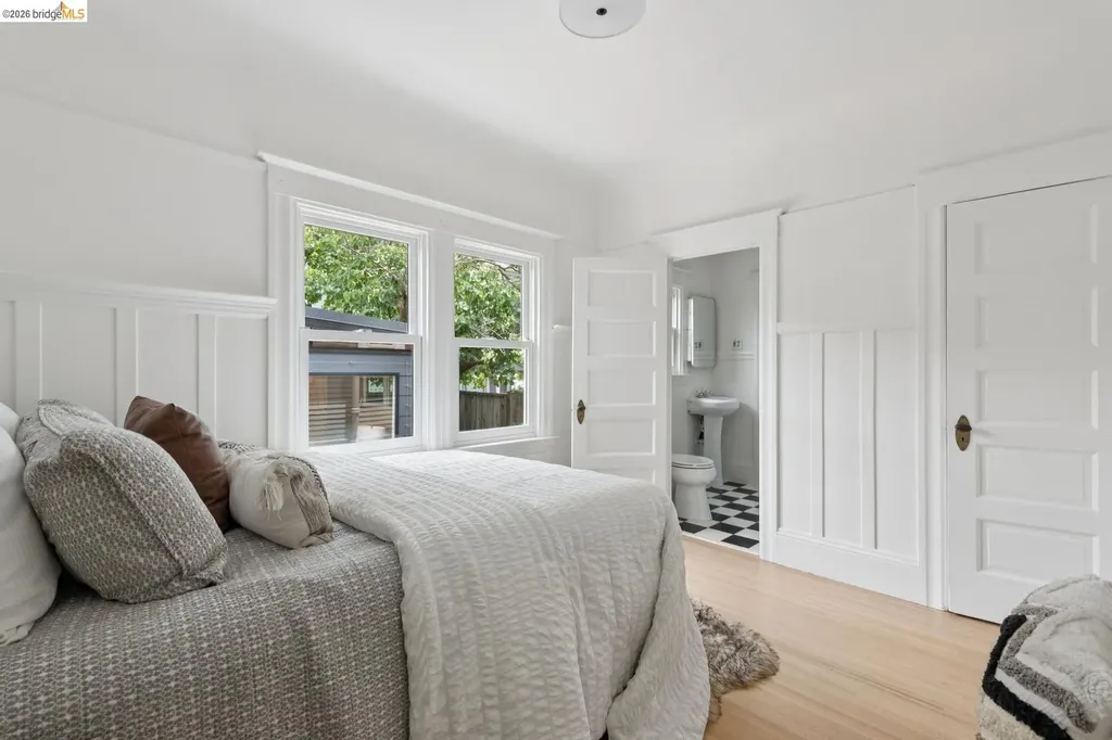 4510 Webster Street Oakland CA 94609