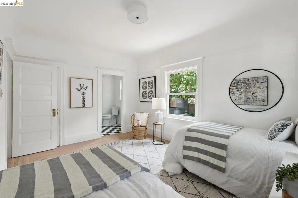 4510 Webster Street Oakland CA 94609