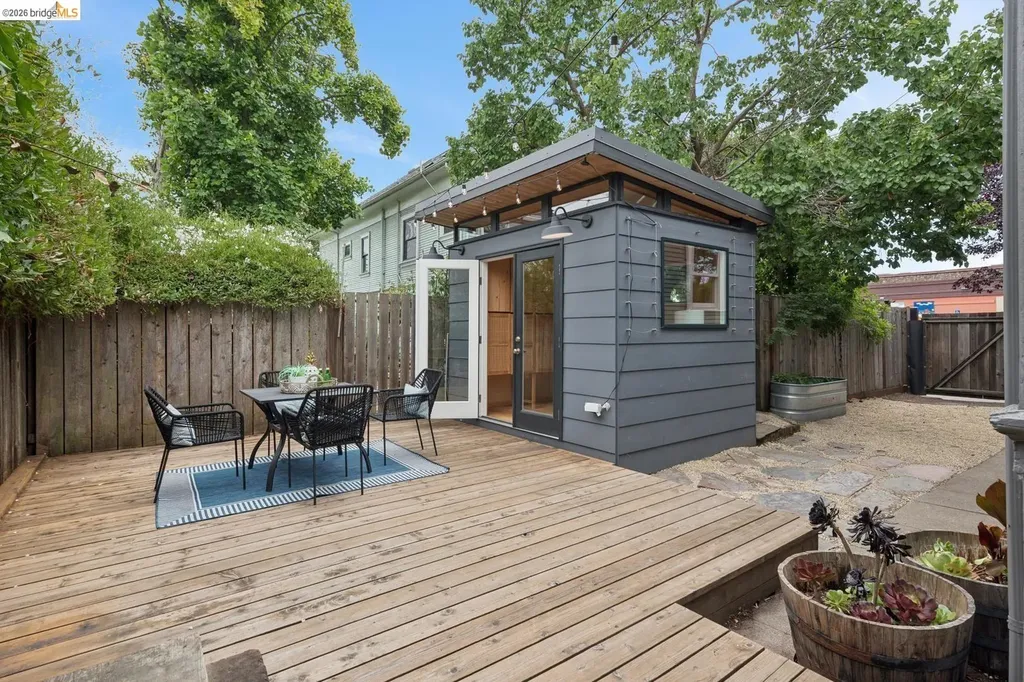 4510 Webster Street Oakland CA 94609