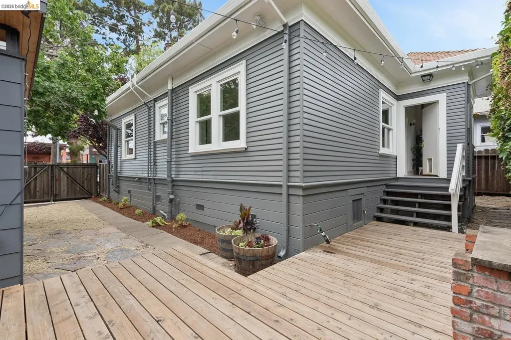 4510 Webster Street Oakland CA 94609