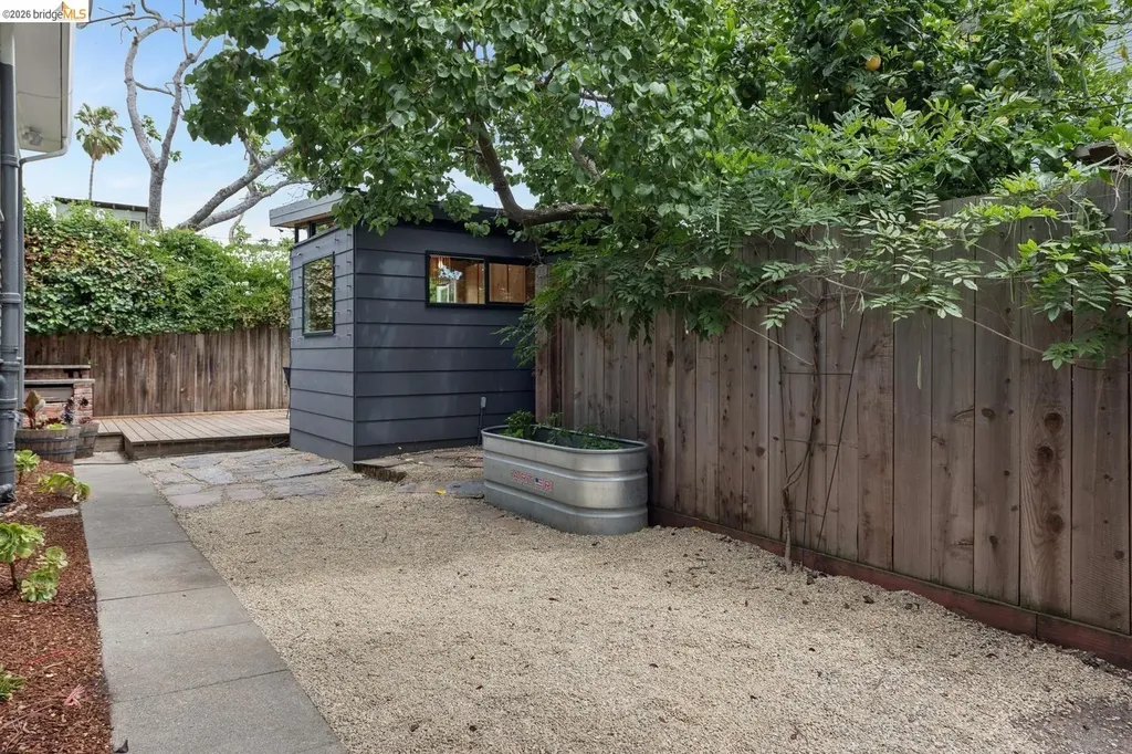4510 Webster Street Oakland CA 94609