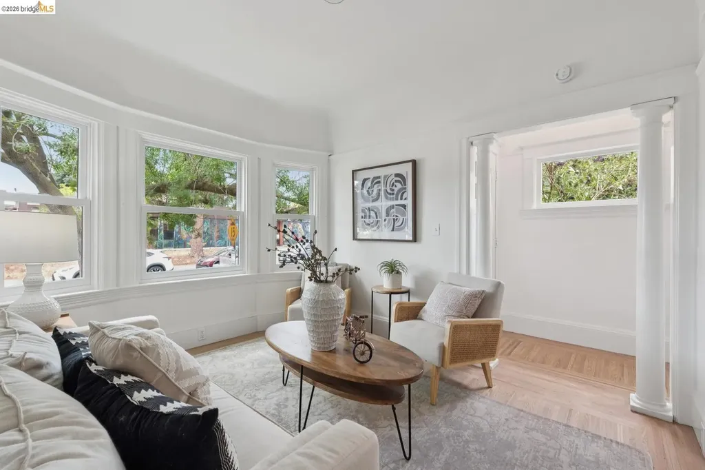 4510 Webster Street Oakland CA 94609