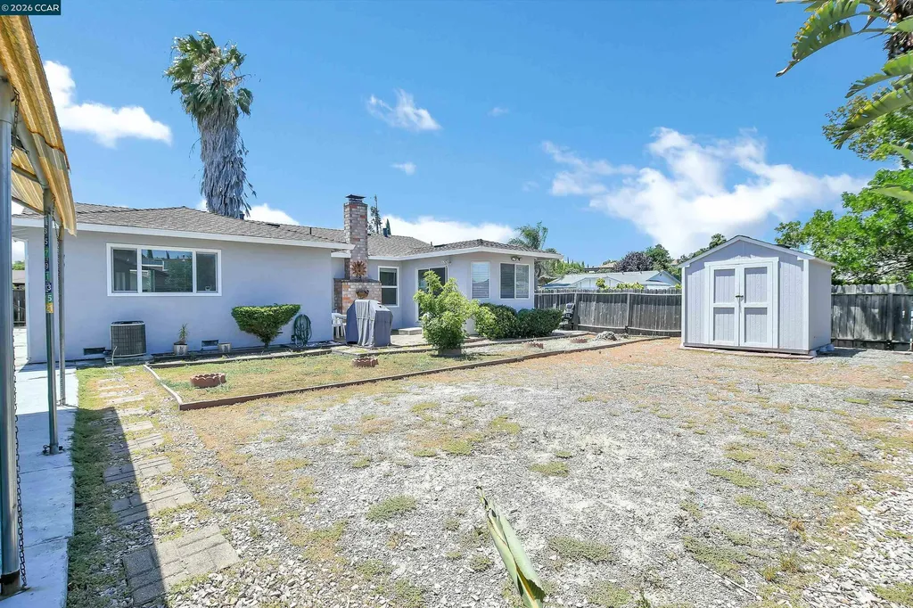 2123 Carquinez Place Pittsburg CA 94565
