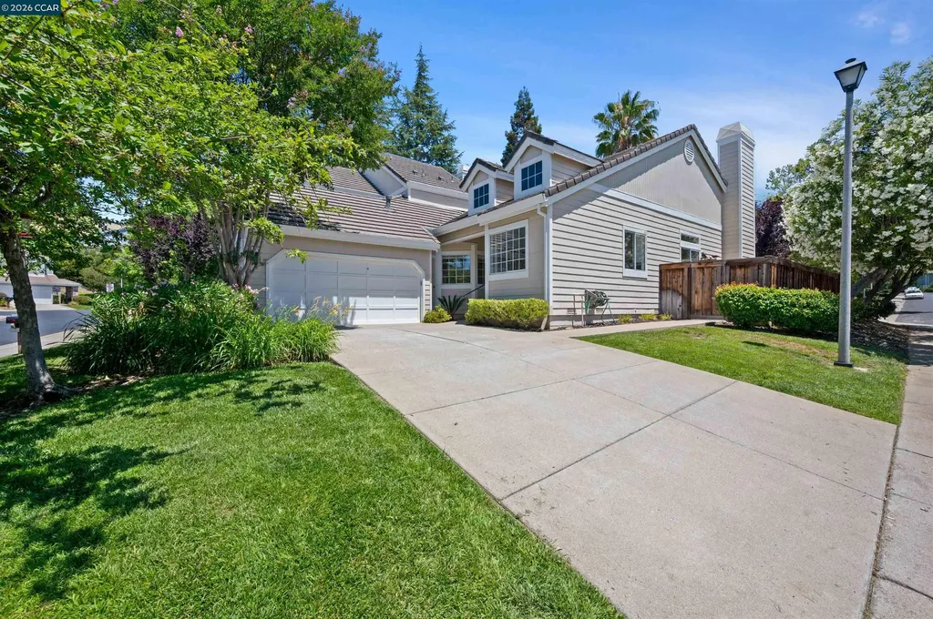 1731 Indian Wells Way Clayton CA 94517