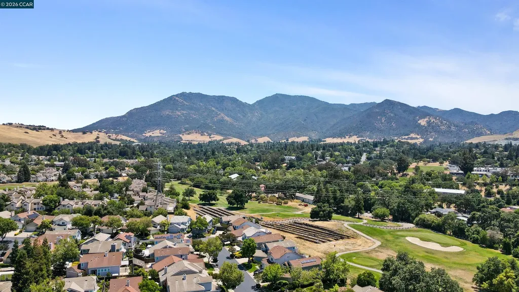 1731 Indian Wells Way Clayton CA 94517