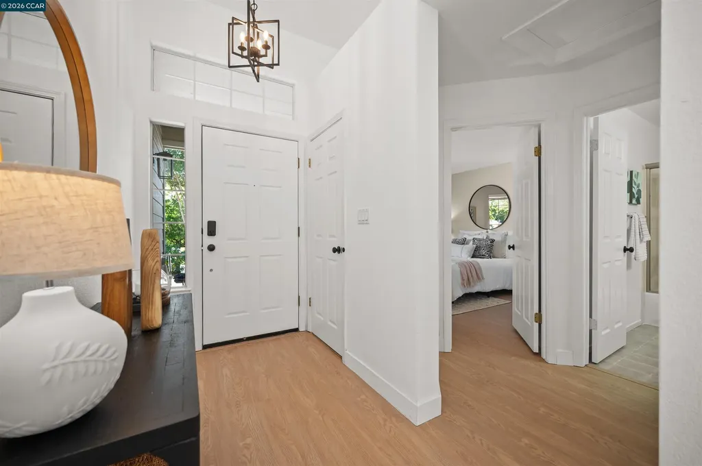 1731 Indian Wells Way Clayton CA 94517