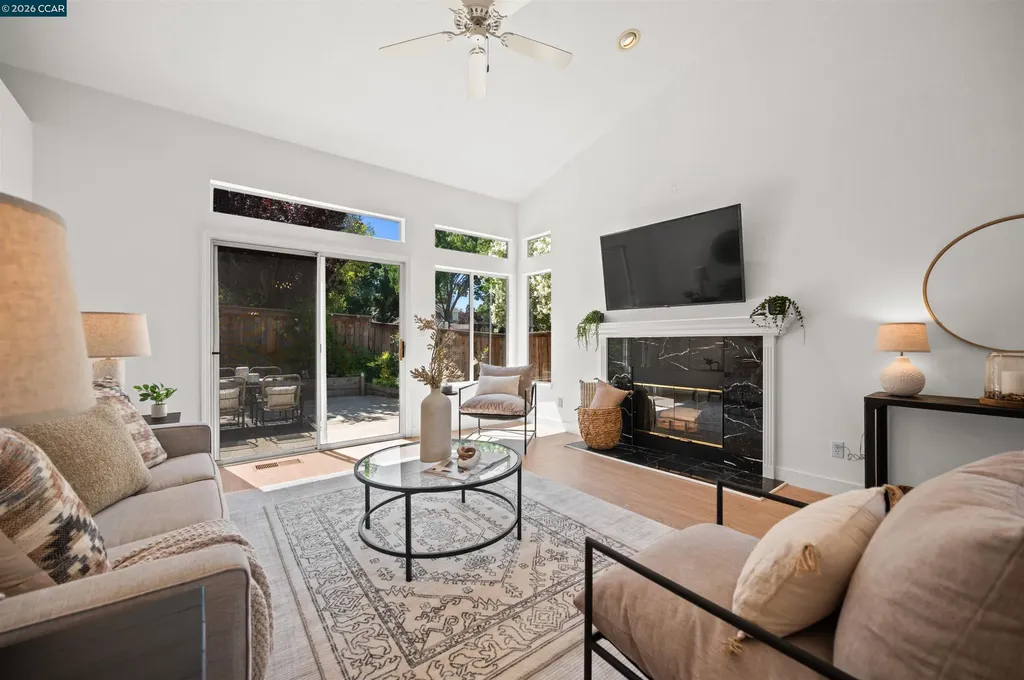 1731 Indian Wells Way Clayton CA 94517