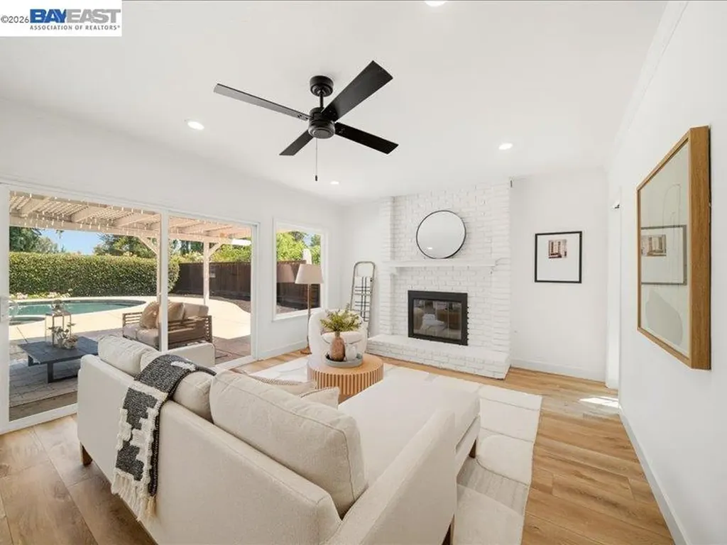 2880 Longspur Way Pleasanton CA 94566