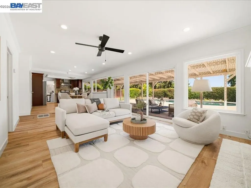 2880 Longspur Way Pleasanton CA 94566