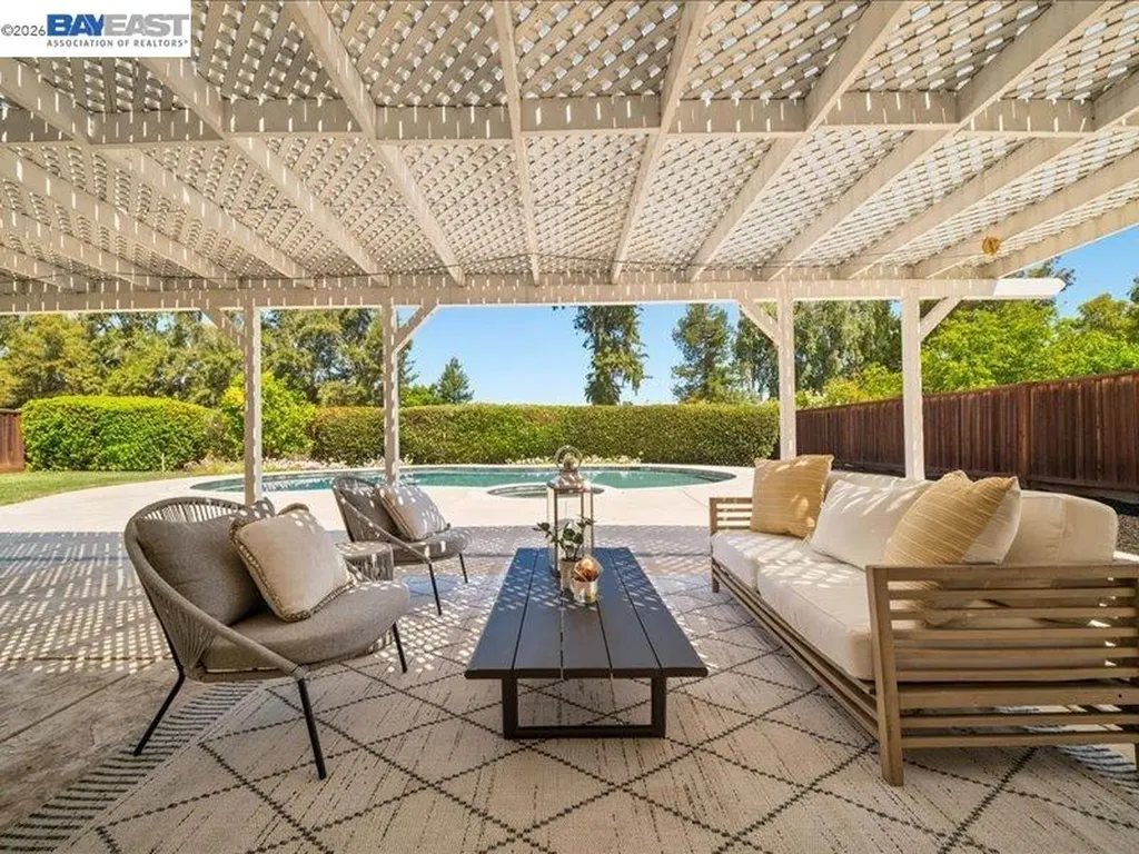 2880 Longspur Way Pleasanton CA 94566
