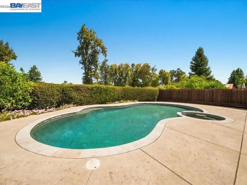 2880 Longspur Way Pleasanton CA 94566