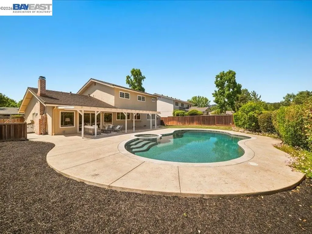 2880 Longspur Way Pleasanton CA 94566