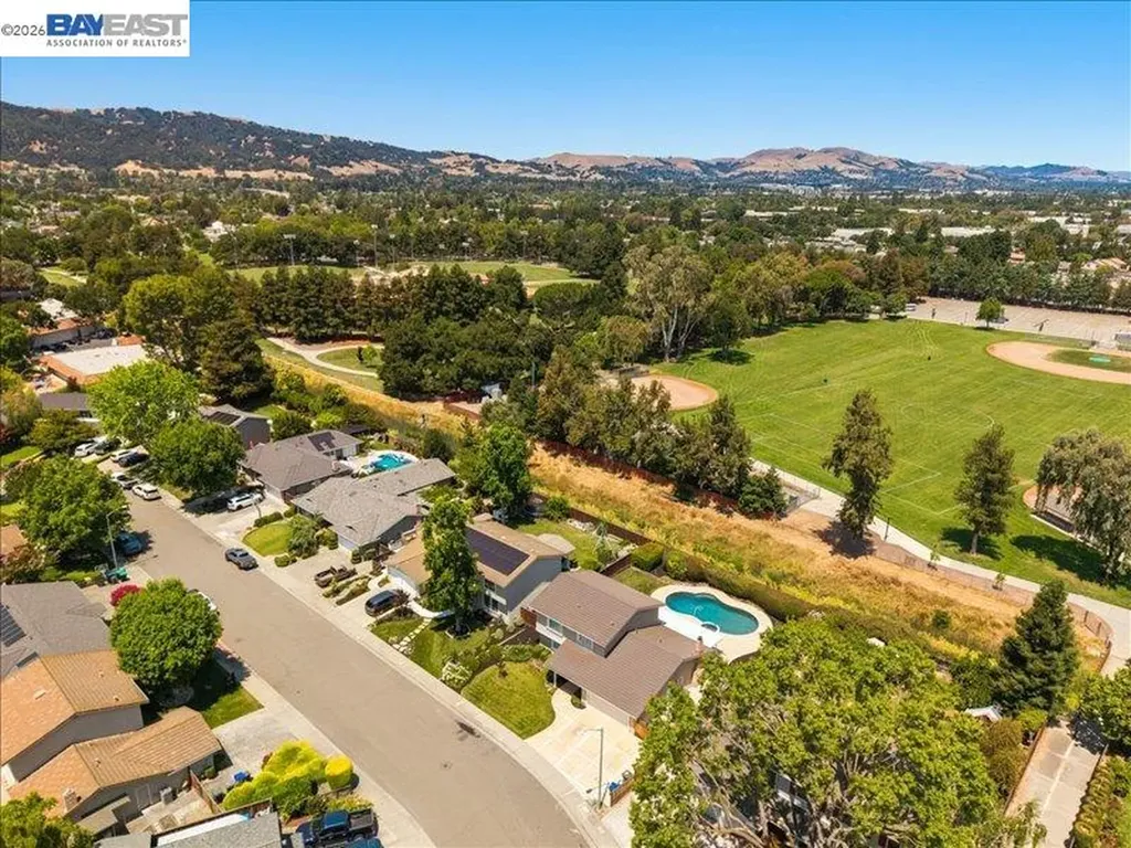 2880 Longspur Way Pleasanton CA 94566