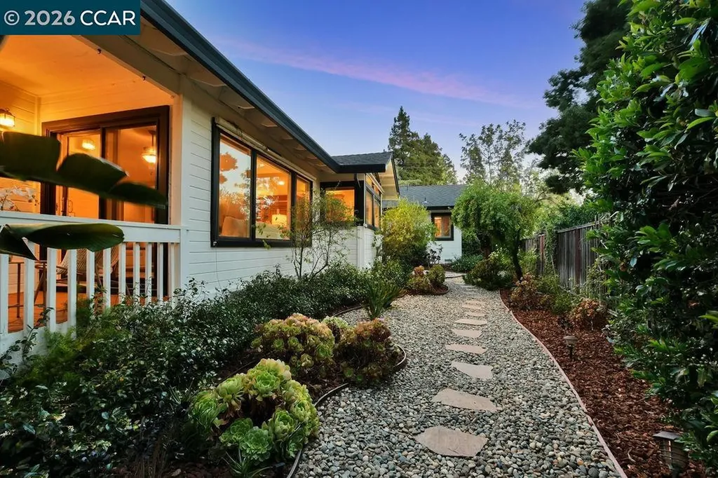 403 Midway Place Martinez CA 94553