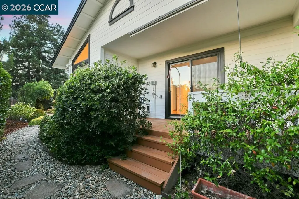 403 Midway Place Martinez CA 94553