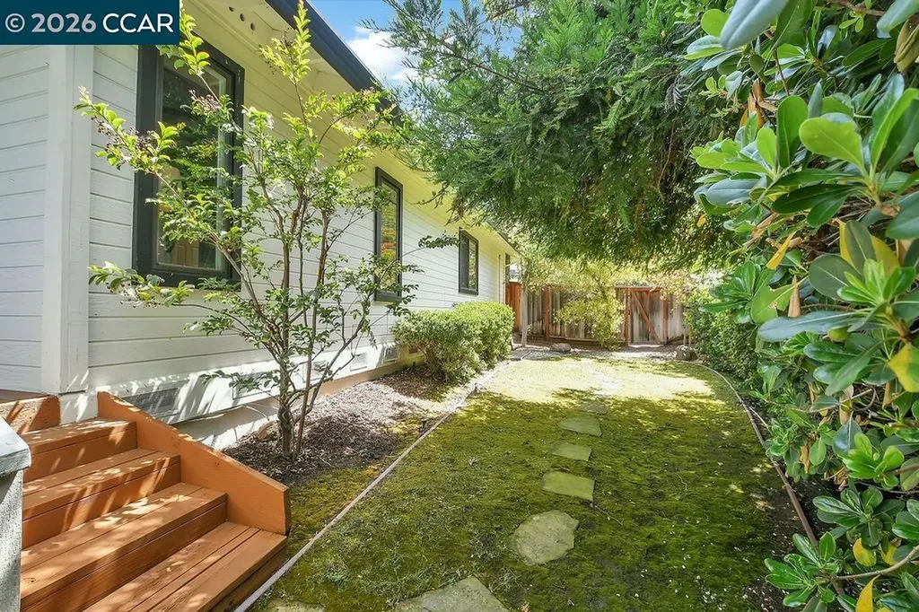 403 Midway Place Martinez CA 94553