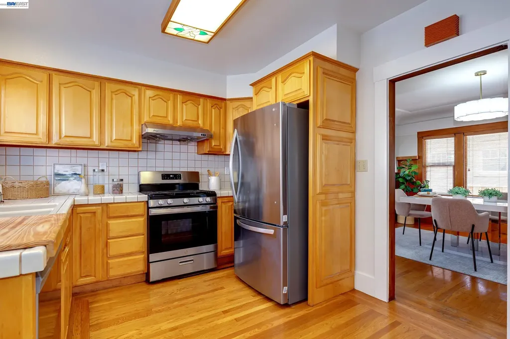 1017 Pearl Street Alameda CA 94501
