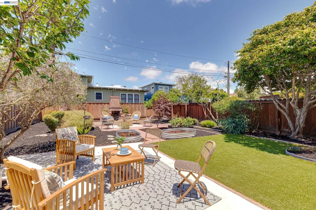 1017 Pearl Street Alameda CA 94501