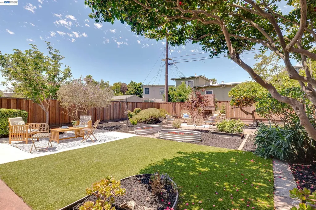 1017 Pearl Street Alameda CA 94501