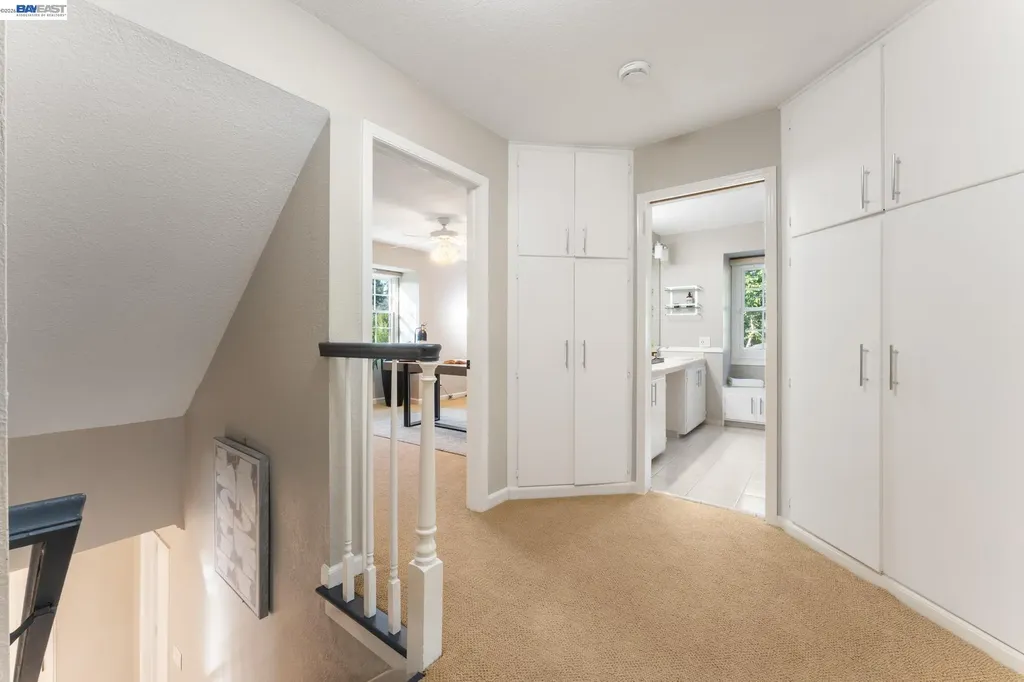 4571 Ewing Road Castro Valley CA 94546