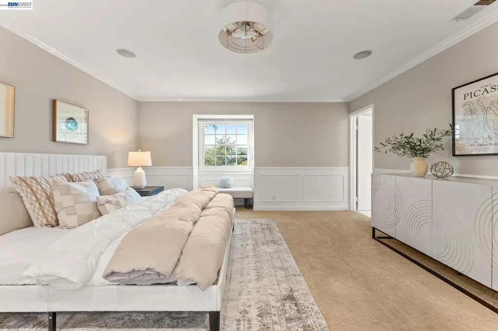 4571 Ewing Road Castro Valley CA 94546