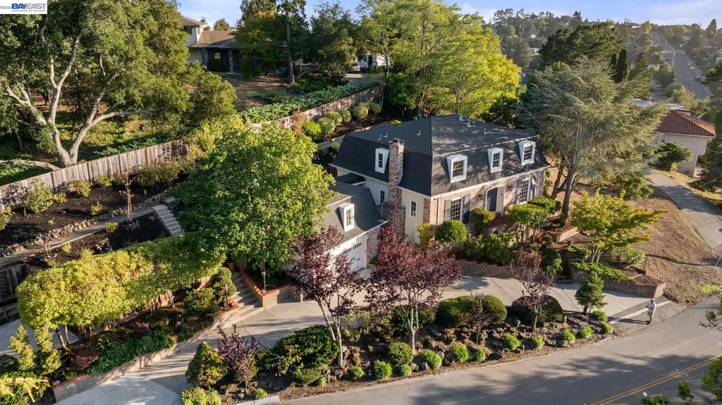 4571 Ewing Road Castro Valley CA 94546
