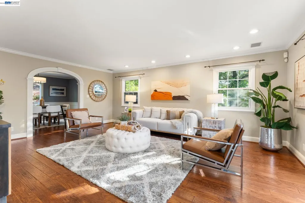 4571 Ewing Road Castro Valley CA 94546